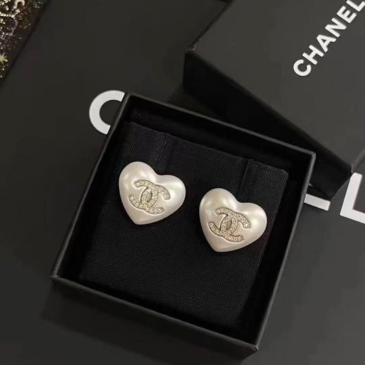 Chanel Pearl Heart Necklace Bracelet Earrings