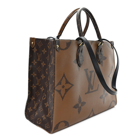 Reverse Monogram Giant Onthego MM