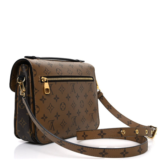 Reverse Monogram Pochette Metis