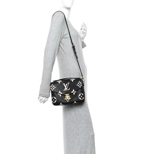 Empreinte Monogram Giant Pochette Metis Black Beige