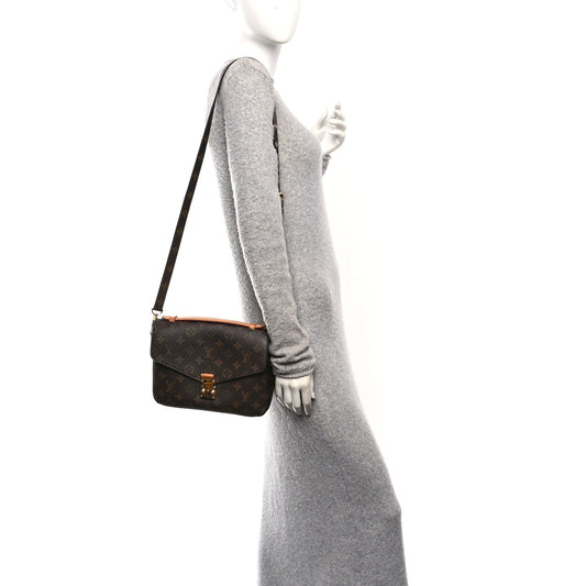 Monogram Pochette Metis