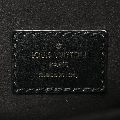 Reverse Monogram Pochette Metis