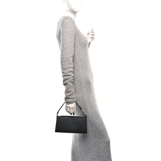 Epi Pochette Accessories 24 Black