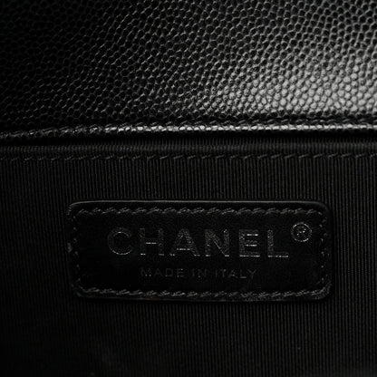 Caviar Quilted Medium Boy Flap Black