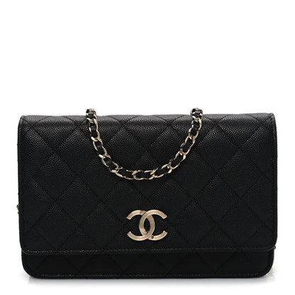 Caviar Quilted Striated CC Wallet On Chain WOC Black