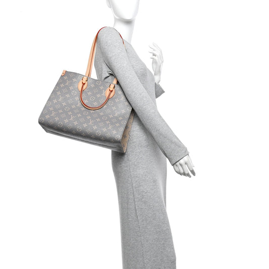 Monogram Onthego MM Trianon Gray