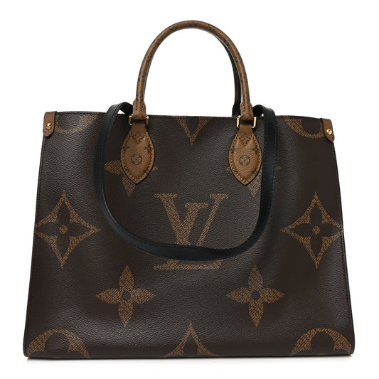 Reverse Monogram Giant Onthego MM