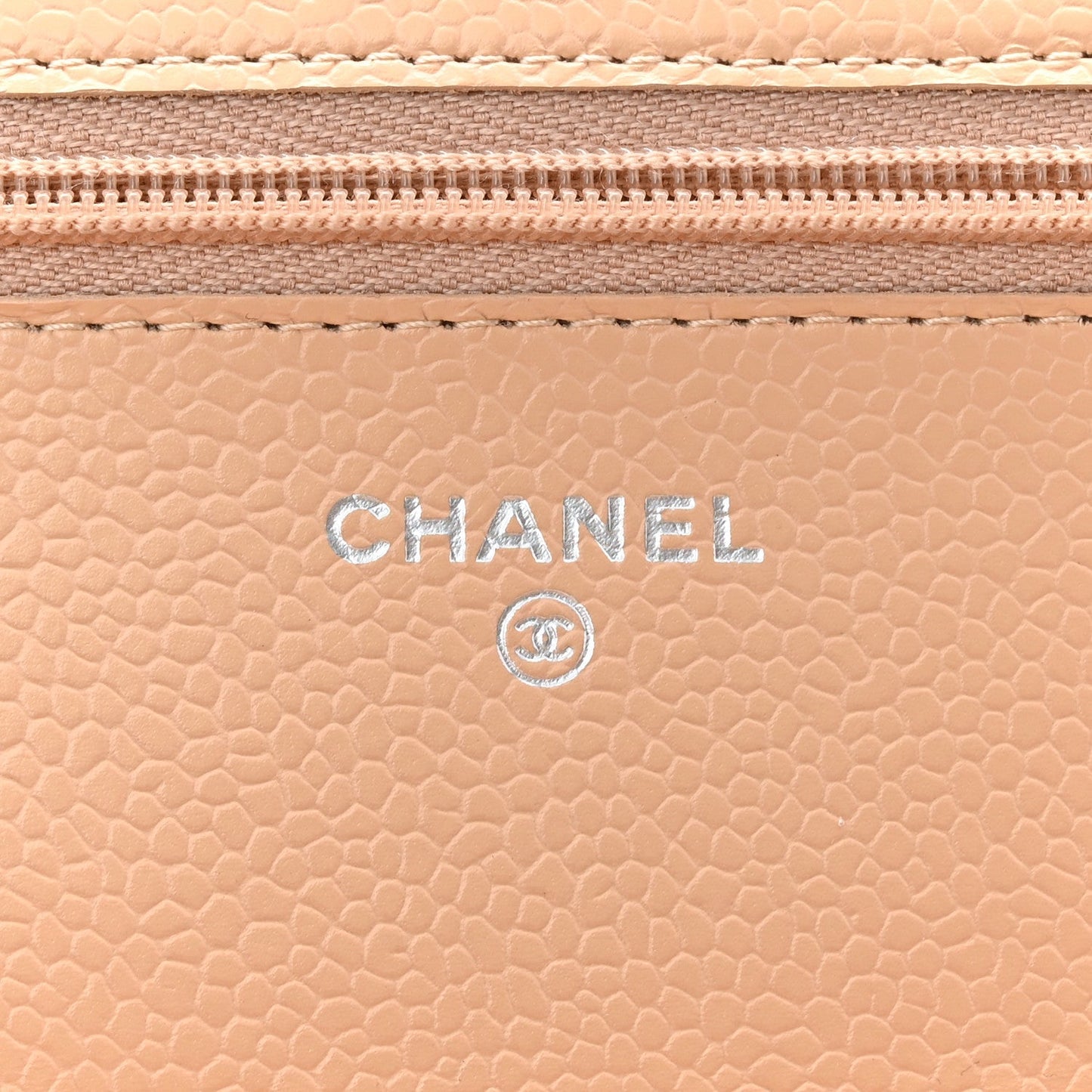 Caviar Quilted Wallet on Chain WOC Beige