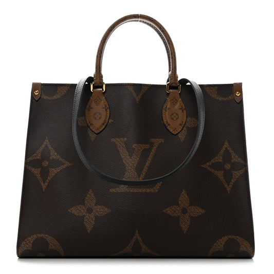 Reverse Monogram Giant Onthego MM