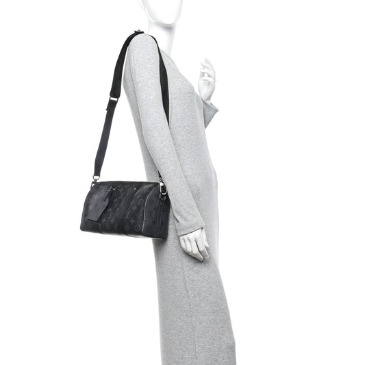 Reverse Monogram Eclipse City Keepall