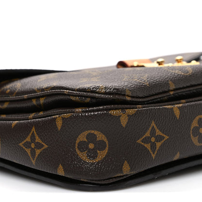 Monogram Pochette Metis