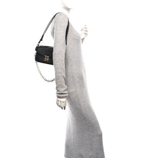 Empreinte Pochette Metis East West Black