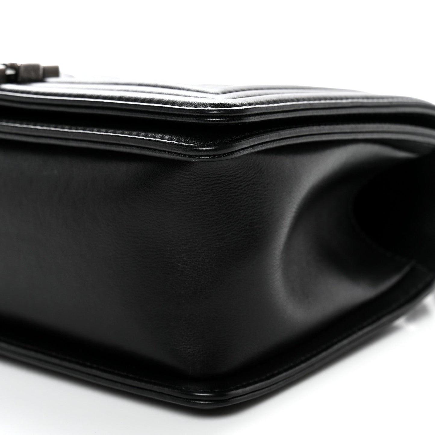 Lambskin Quilted Medium Boy Flap Black