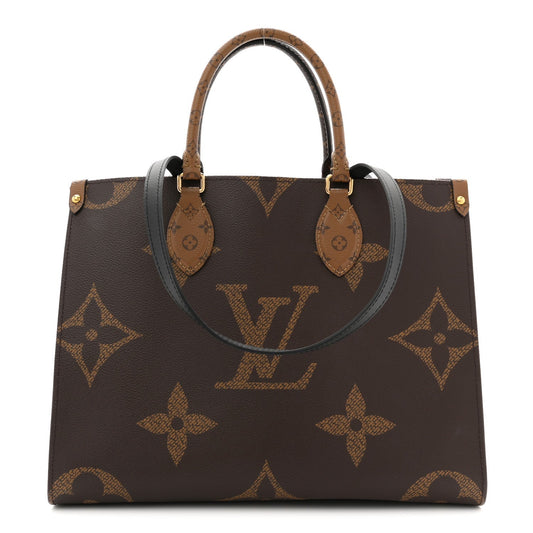 Reverse Monogram Giant Onthego MM