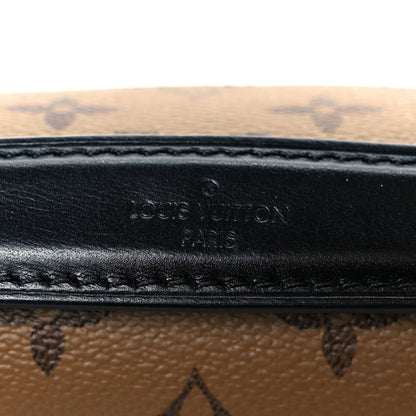Reverse Monogram Pochette Metis