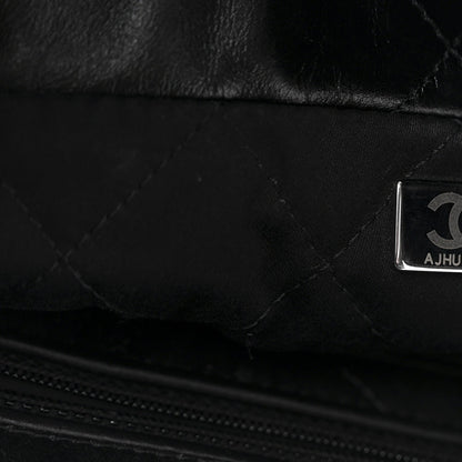 Shiny Calfskin Quilted Chanel 22 Black