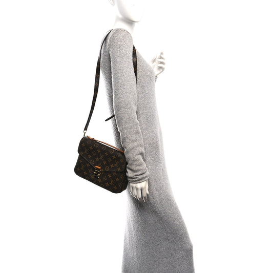 Monogram Pochette Metis