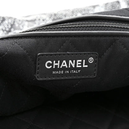 Printed Calfskin Quilted Chanel 22 Black