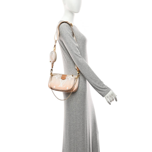 Monogram Giant By The Pool Multi Pochette Accessories Brume
