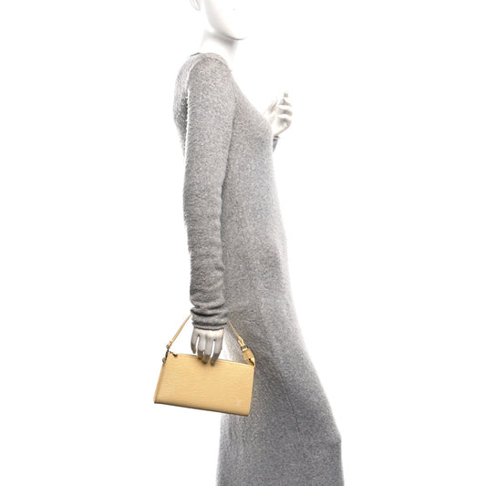 Epi Pochette Accessories 24  Vanilla