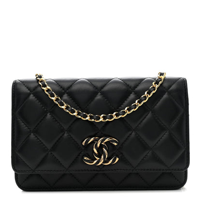 Lambskin Quilted Twisted CC Wallet On Chain WOC Black